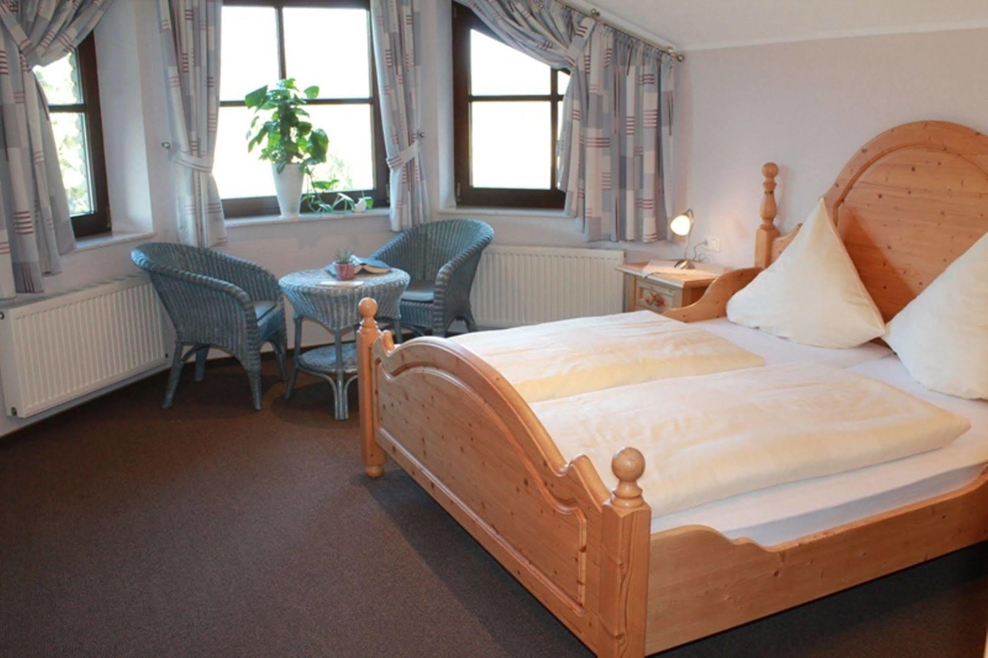 Landhaus Hotel Goeke Hövelhof Eksteriør billede